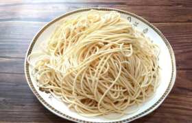 生湿面品质升级方案：佳世海TG酶技术如何解决筋道难题