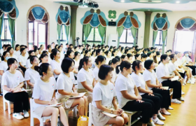 以专业师资为翼，守护幼儿美好童年